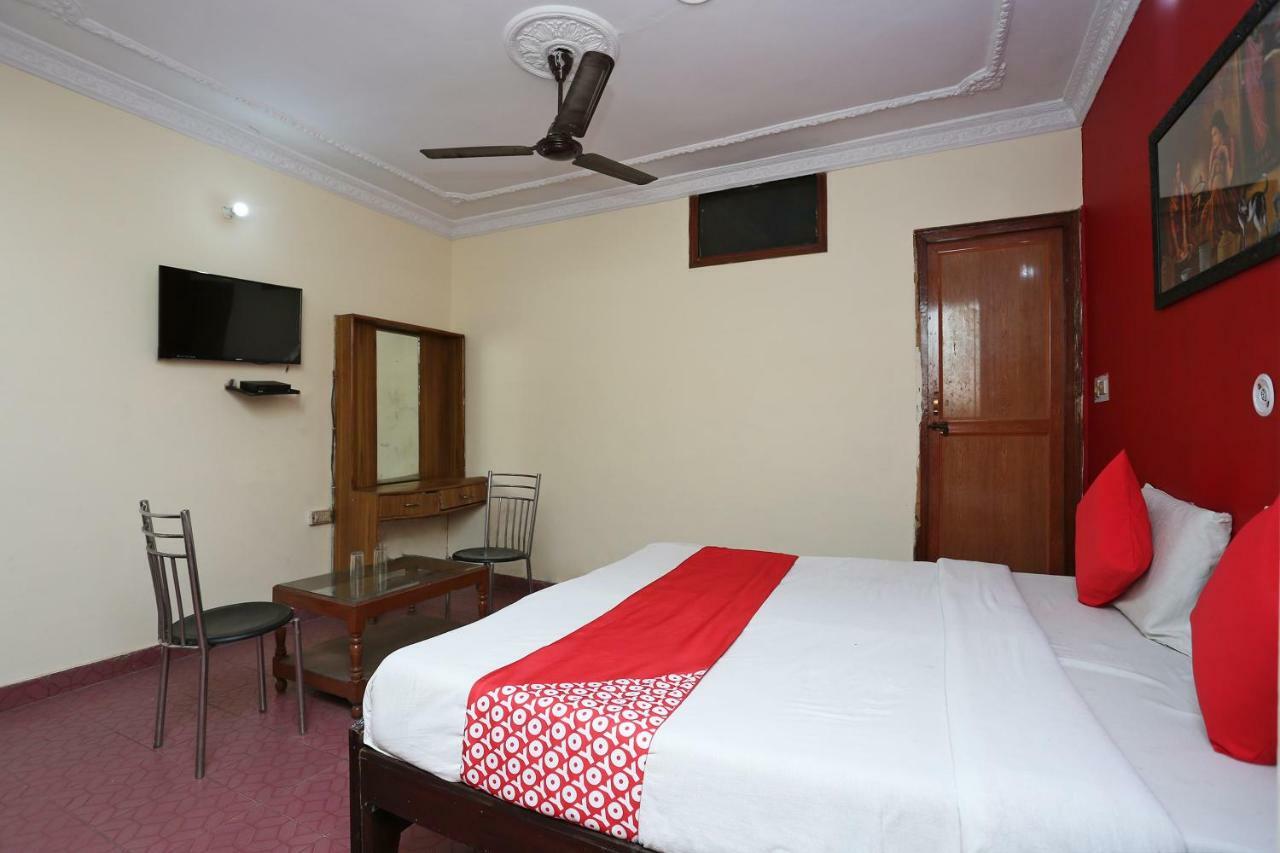 Oyo 39830 Hotel Esquire Meerut Extérieur photo