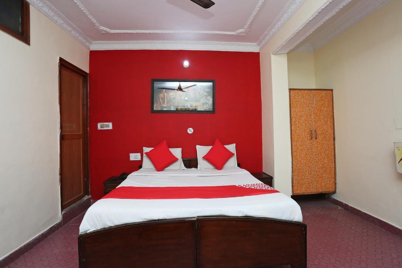 Oyo 39830 Hotel Esquire Meerut Extérieur photo