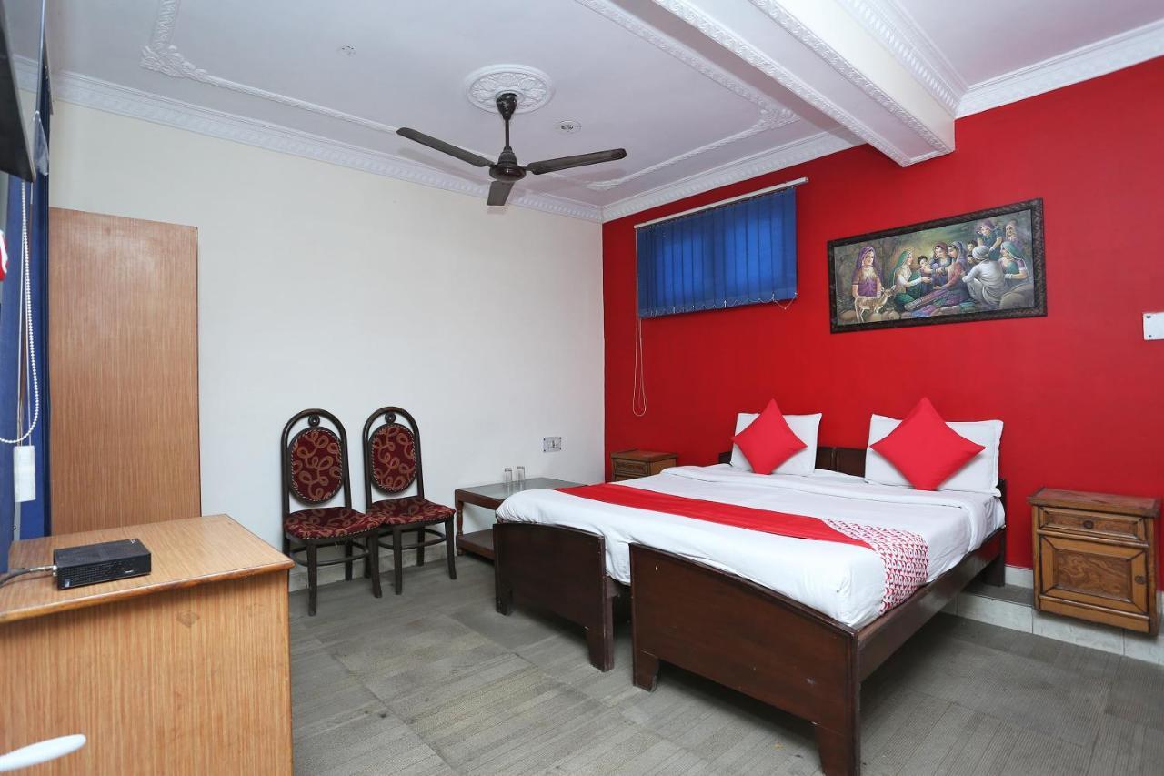 Oyo 39830 Hotel Esquire Meerut Extérieur photo